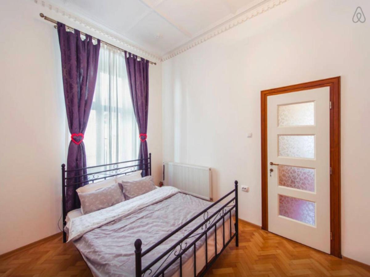 Love Nest Brașov Cameră foto